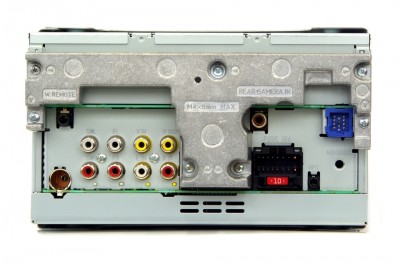 avhp3100dvd_rear_large.jpg