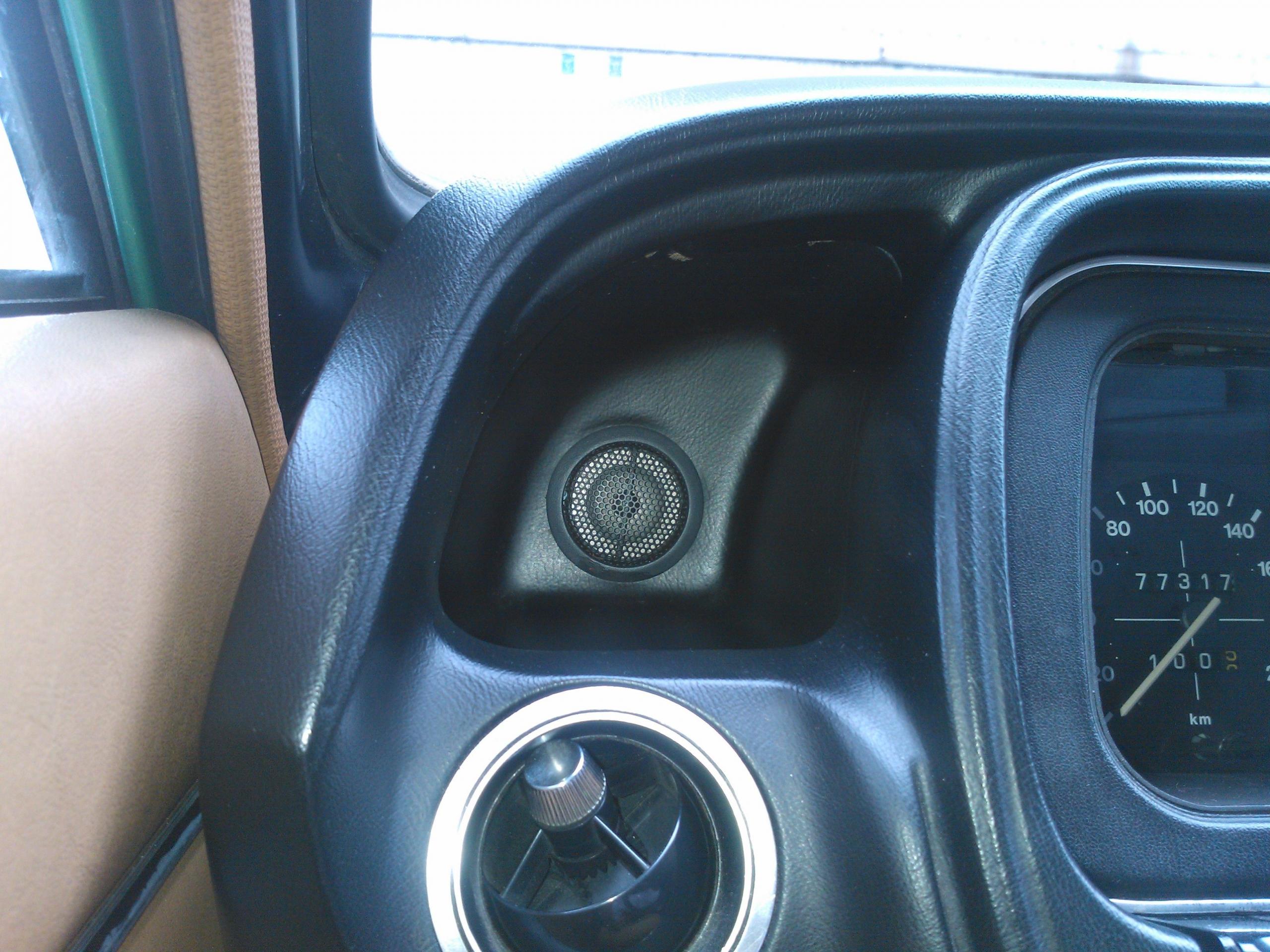 NOKIA Lumia 800_000482.jpg